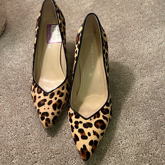 Marc Fisher Shoes - Marc Fisher faux animal hair cheetah block heeled pumps - size 6